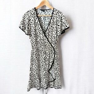 Slate & Willow Ivory and Black Animal Cheetah Print Faux Wrap Dress Size S